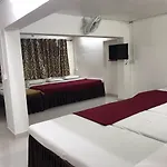 Hotel Priti International